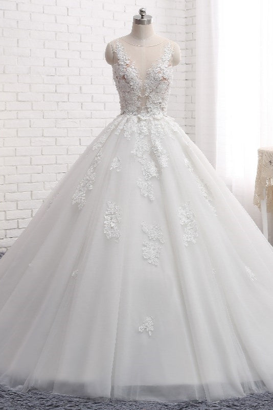 Romantic Long Train Sleeveless Tulle Wedding Dress With Appliques Lace