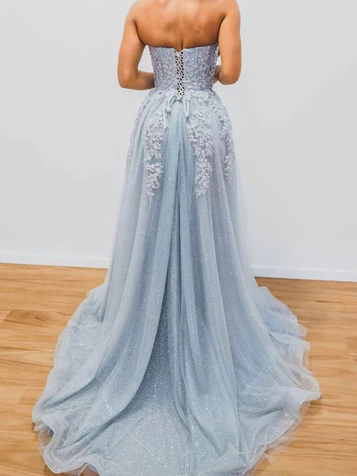Vestido de Noite Linha A Brilho e Resplendor Vestido Formal Cauda de Corte Sem Mangas Decote Coração Tule com Contas Fenda Apliques