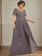 Robe de mère de la mariée en dentelle et mousseline, ligne A, col en V, longueur au sol