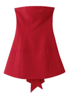 Night To Remember – Schulterfreies Minikleid mit Schleifendetail auf der Rückseite 