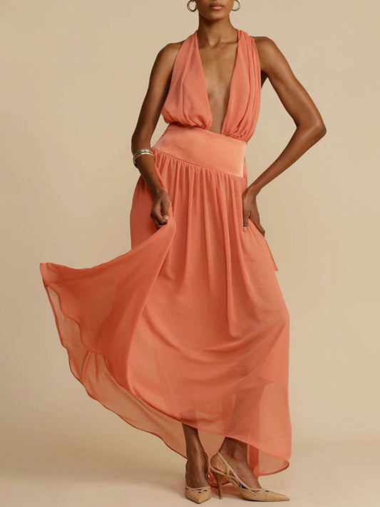 Rückenfreies Maxikleid aus Tüll mit Neckholder 