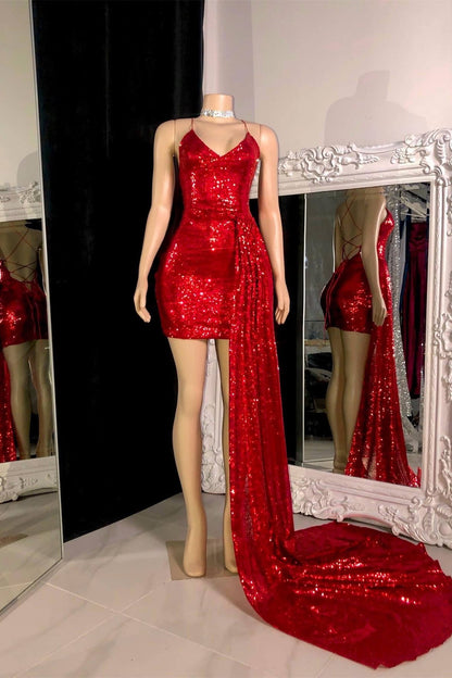 Vestido de fiesta mini rojo sin mangas con tirantes finos y corte sirena