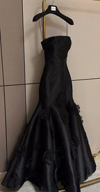 Abito da sera nero senza spalline a sirena con fiori Abito formale per ballo Y7459