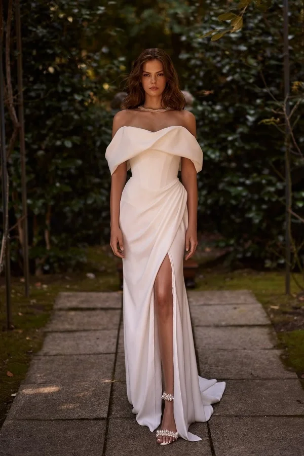 Off The Shoulder Sleeveless Long Mermaid Prom Dress With Pleated Split