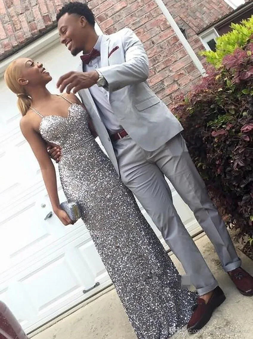 Vestido prateado de festa com alças finas e bordados, vestido elegante de noite com lantejoulas prateadas, vestido justo sereia de festa com lantejoulas Y578