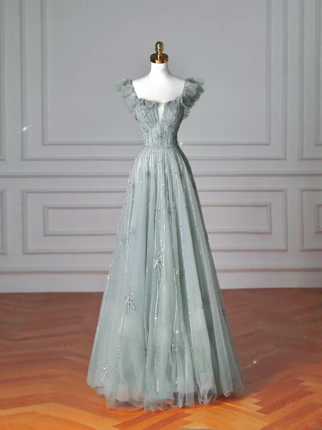 Vestito da sera a linea A con scollo quadrato verde chiaro, tulle e perline, abito da ballo Y8612
