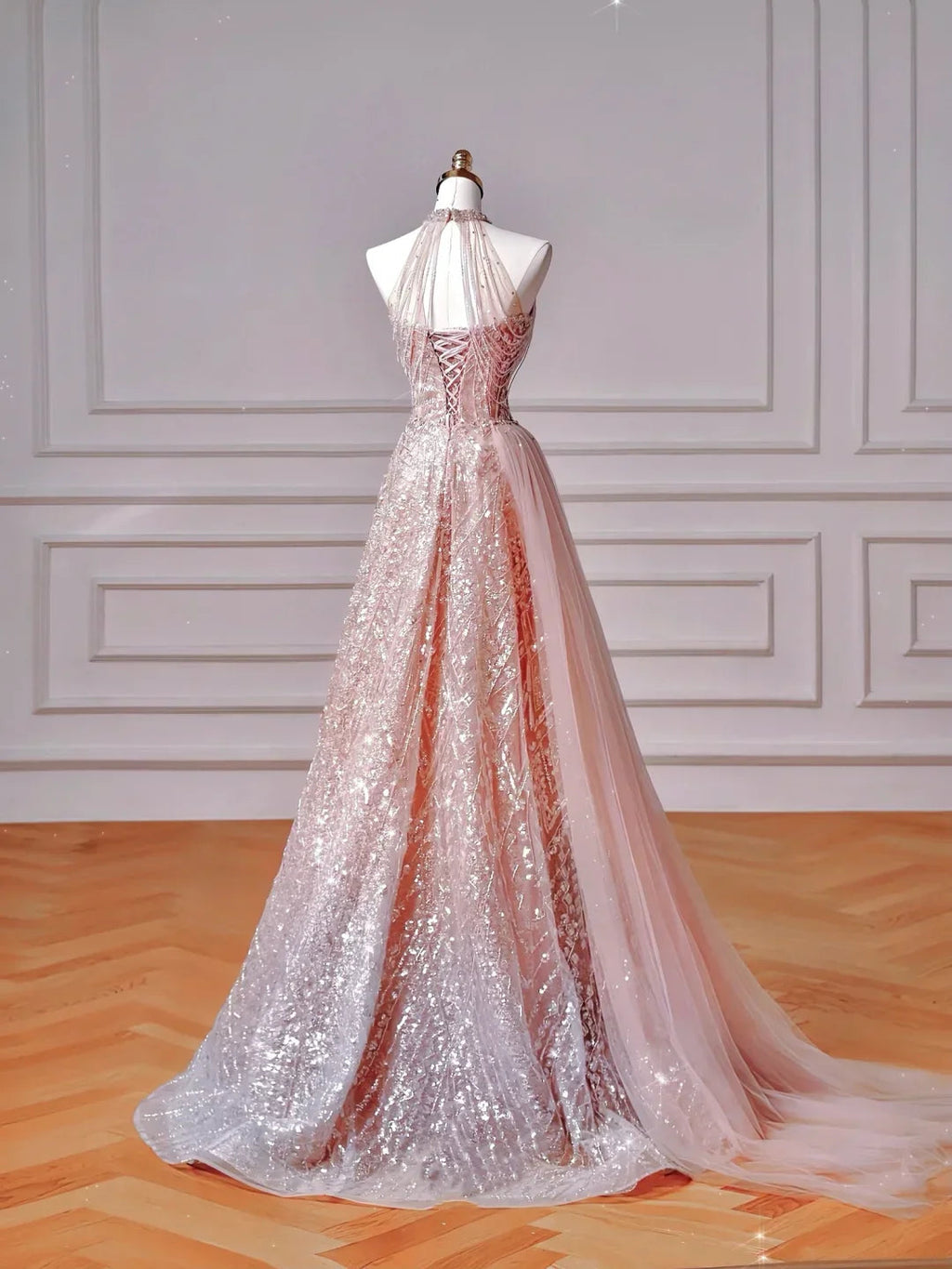 Abito da sera rosa scintillante con paillettes, corpino allacciato al collo, gonna a ruota in tulle modello A Y8608