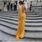 Vestido largo de gala amarillo satinado sin espalda y con hombros descubiertos Vestido de noche Y8466