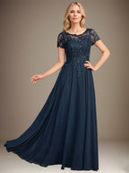 Robe de mère de la mariée en mousseline, longueur au sol, coupe en A, décolleté arrondi, ornée d'appliques et de paillettes