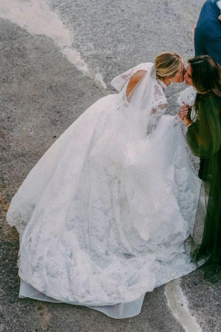 Abito da sposa a linea ad A, maniche lunghe, scollo quadrato, lunghezza fino a terra, in tulle con schiena scoperta e pizzo