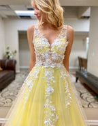 A -Line Floor Length Prom Evening Dress With Appliques