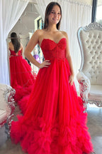 Robe de bal formelle rouge à corset en forme de cœur avec volants et jupe évasée