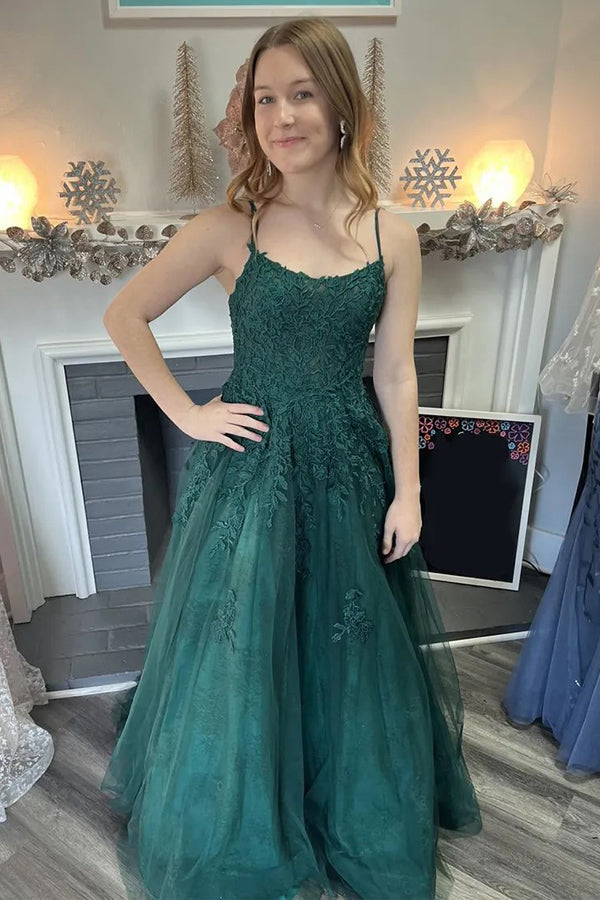 Abito lungo da sera verde scuro in tulle con spalline sottili a linea ad A
