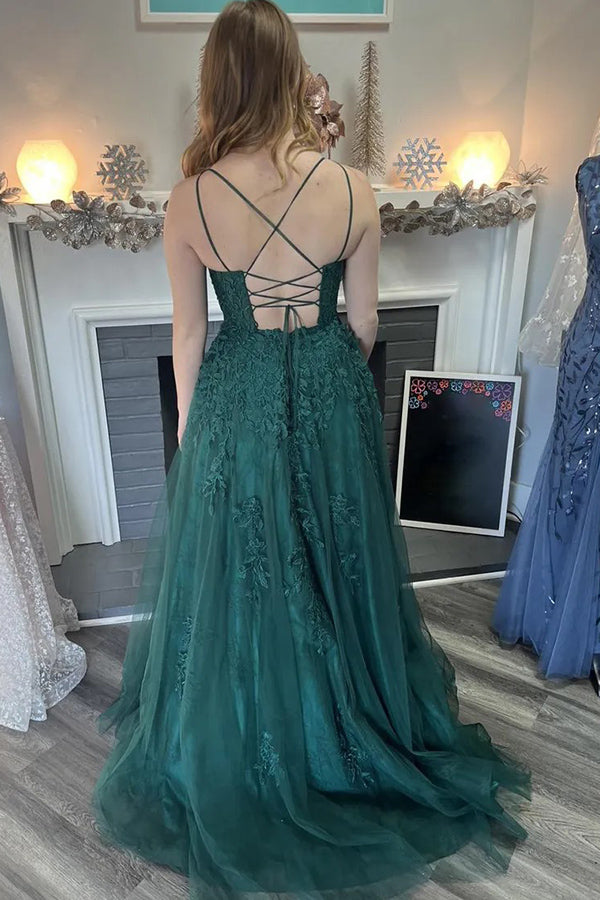 Abito lungo da sera verde scuro in tulle con spalline sottili a linea ad A