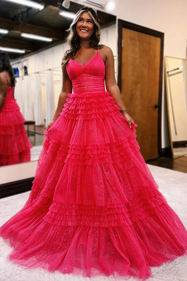 Abito lungo da sera a strati in tulle con spalline sottili a linea ad A e scollo a V
