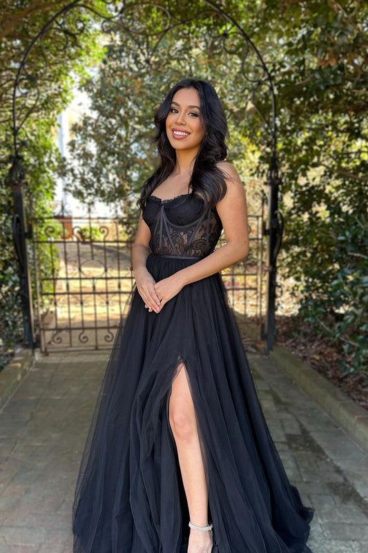 Vestido de fiesta largo de encaje negro con escote en forma de A y escote en forma de corazón