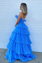 Abito da sera in tulle con balze a strati e scollo a barca SYP144