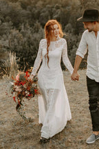 Robes de mariage de plage à manches longues, dos nu, en ligne A avec encolure dégagée