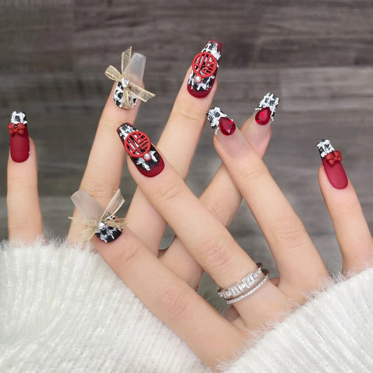 Fragancia pequeña de alta gama hecha a mano para Año Nuevo, parche rojo esmerilado, manicura falsa 