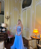 Vestido longo azul claro de festa e cerimónia em chiffon, modelo A, com decote ombro a ombro Y8045