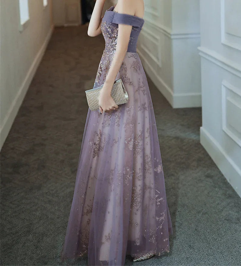 Abito da sera lungo viola sognante con spalle scoperte Abito elegante da banchetto senza maniche Abito da festa Abito da cerimonia per ragazza Y4286