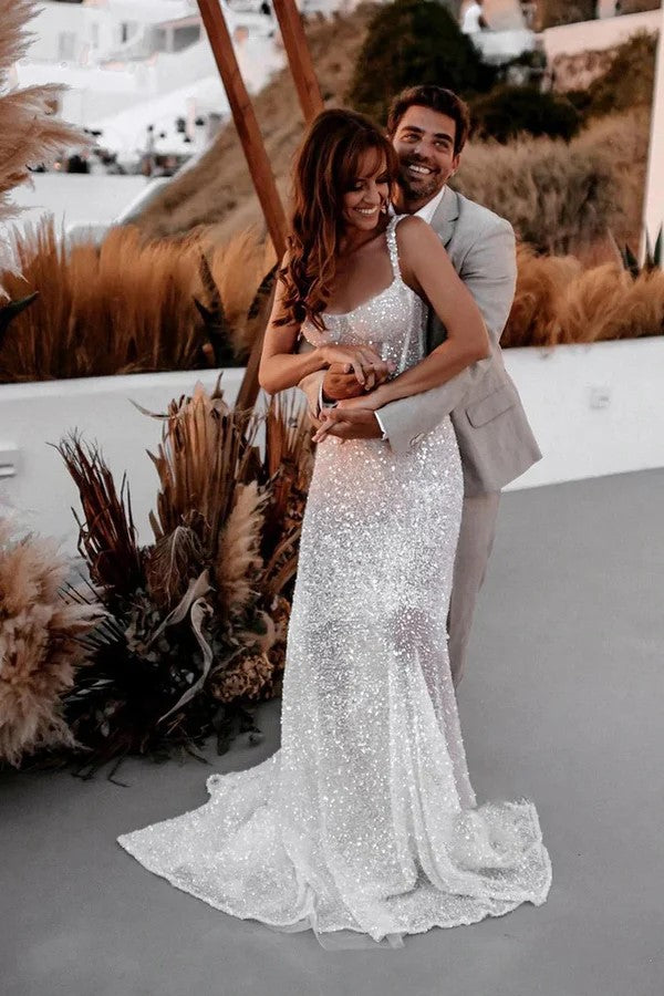 Vestido de novia playero de corte A con escote en forma de corazón y lentejuelas brillantes