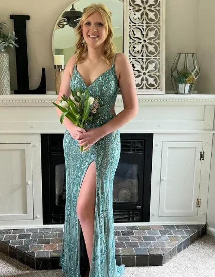 Vestido de Festa Verde Esplêndido com Alças Finas, Tule e Lantejoulas, Fenda, Modelo Y7919