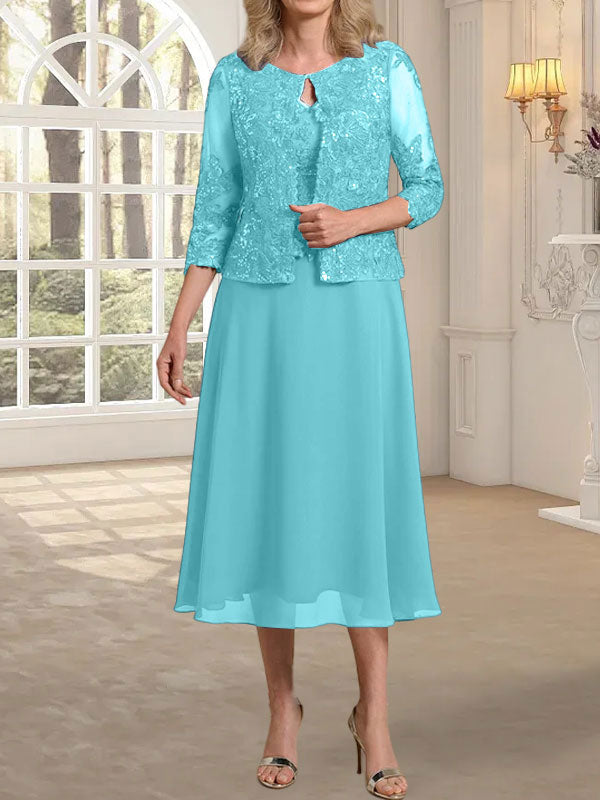 Robe de mère de la mariée en dentelle et mousseline, longueur thé, en ligne A, décolleté arrondi, ornée de paillettes