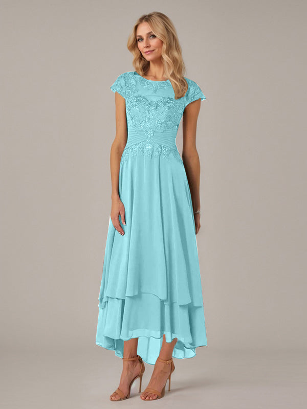 Robe de mère de la mariée en dentelle en mousseline asymétrique à encolure bateau illusion et plis avec appliqué, coupe en A