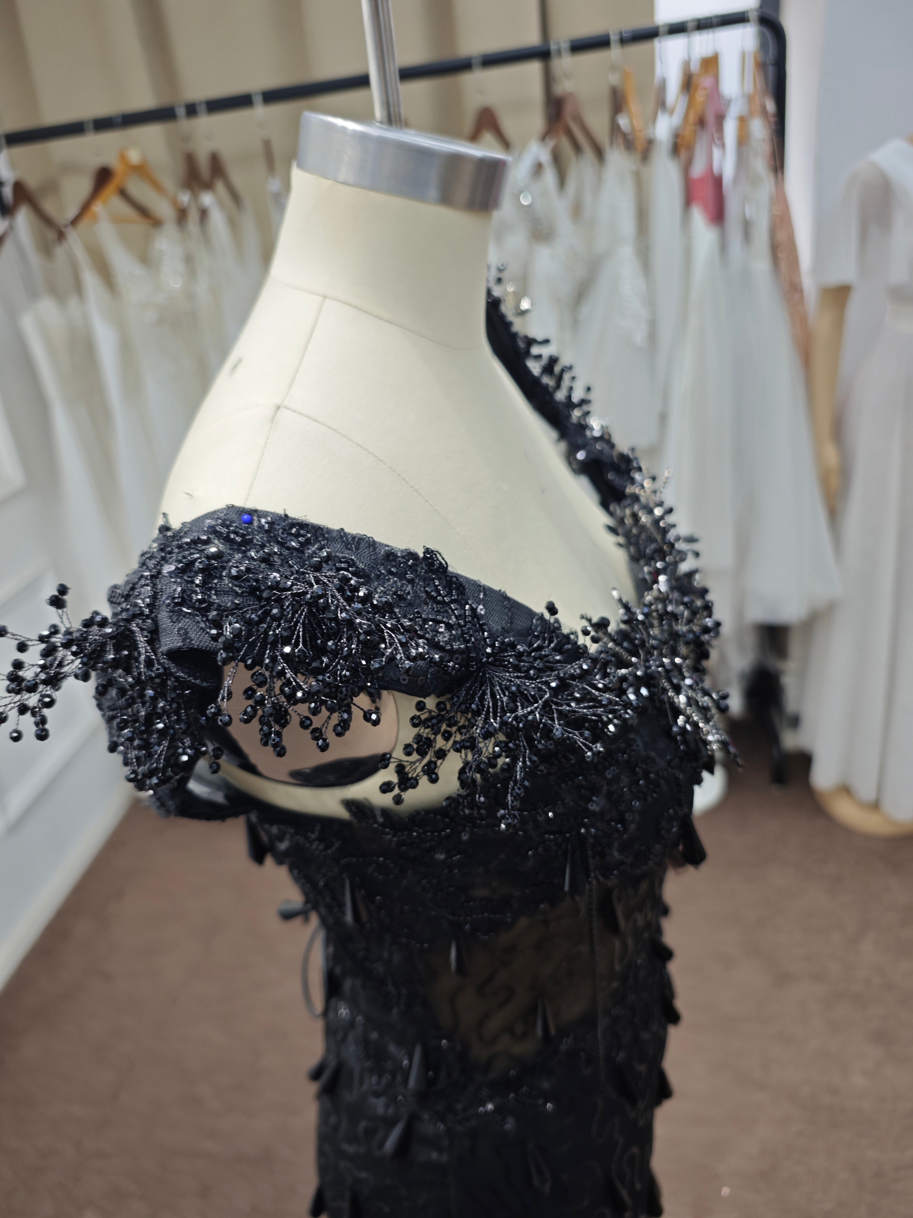 Luxury Sequin Mermaid Prom Dress Illusion Corset Bodice 3D Beaded Lace Shoulder