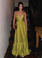 Robe de bal longue verte en satin froncée à col licou chic Robe de soirée formelle Y8098