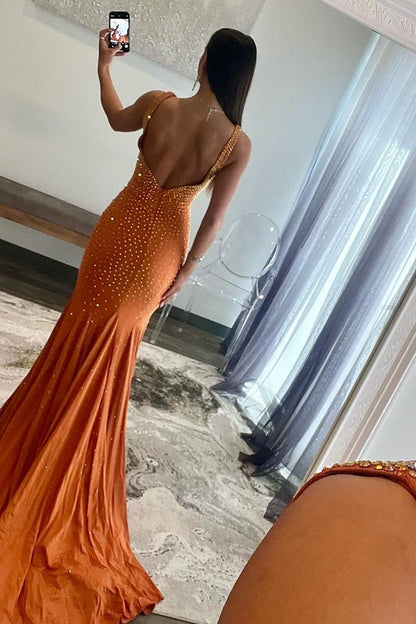 Meerjungfrau-Abendkleid aus Satin mit tiefem V-Ausschnitt und Perlen