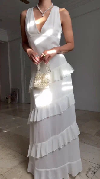Abito da sera lungo bianco semplice con scollo a V in chiffon e balze, senza schienale Y8500