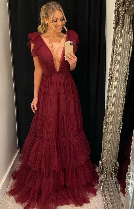 Abito da sera in tulle con scollo a V profondo e linea a trapezio Y5931