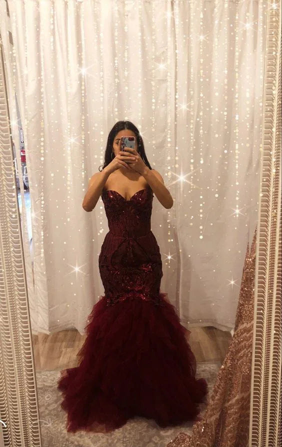 Abito lungo da sera a sirena in tulle bordeaux con paillettes Y6351