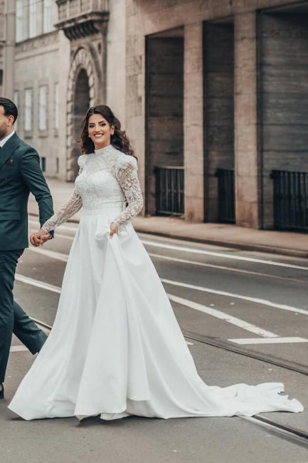 Bellissimi abiti da sposa lunghi a linea ad A con collo alto in pizzo e chiffon con maniche lunghe