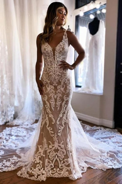 Wunderschönes langes Meerjungfrau-Brautkleid mit V-Ausschnitt, ärmellos, rückenfrei, Spitze und Schleppe
