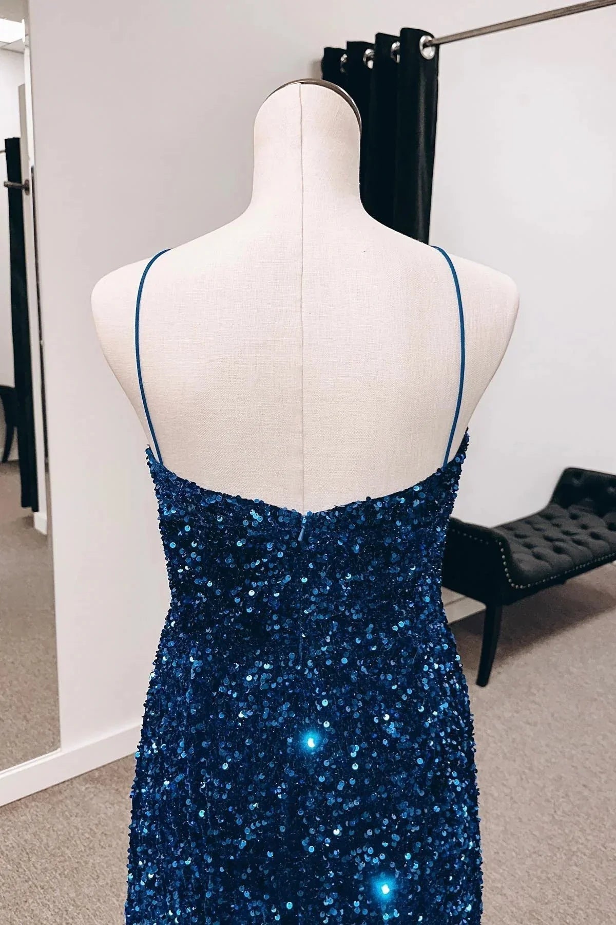 Vestidos de Baile com Recorte e Fenda Vestido de Baile com Alças Finas SYP146