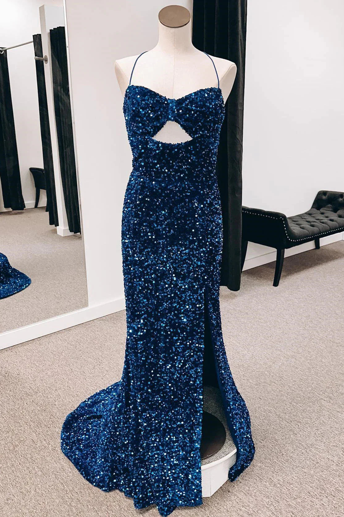 Vestidos de Baile com Recorte e Fenda Vestido de Baile com Alças Finas SYP146