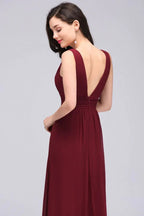 Abiti lunghi da sera color bordeaux in chiffon a tubino con scollo a V