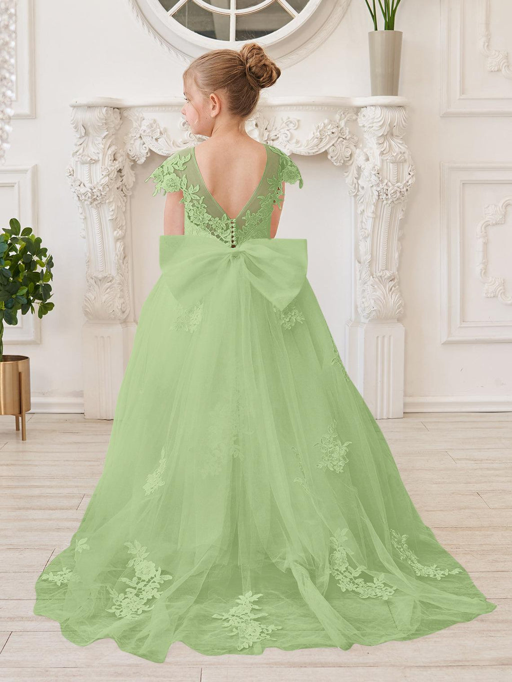 Ivory Lace Tulle First Communion Flower Girl Dress With Detachable Train
