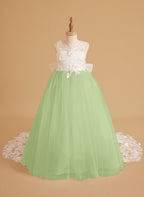 Sleeveless Princess Flower Girl Dress With Detachable Train And Beaded Lace