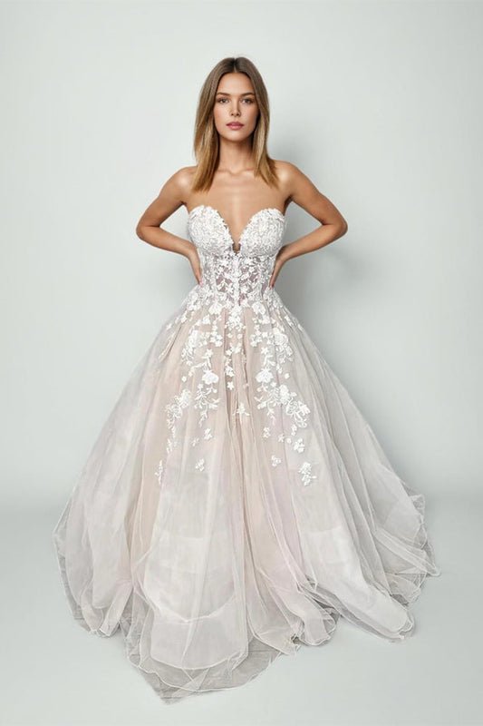 Champagne Tulle Lace Elegant Wedding Dresses Strapless Bridal Gowns