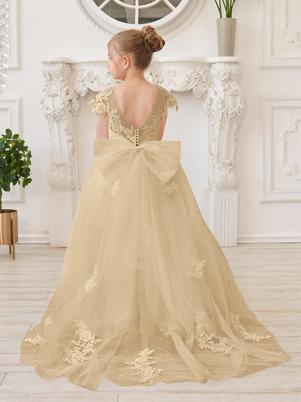 Ivory Lace Tulle First Communion Flower Girl Dress With Detachable Train