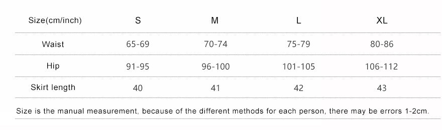 فستان سهرة قصير ضيق مزين برقاقات لامعة سوداء جذابة