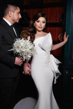 Vestido de Noiva Longo Chic Sereia Simples em Cetim Sem Alças com Renda