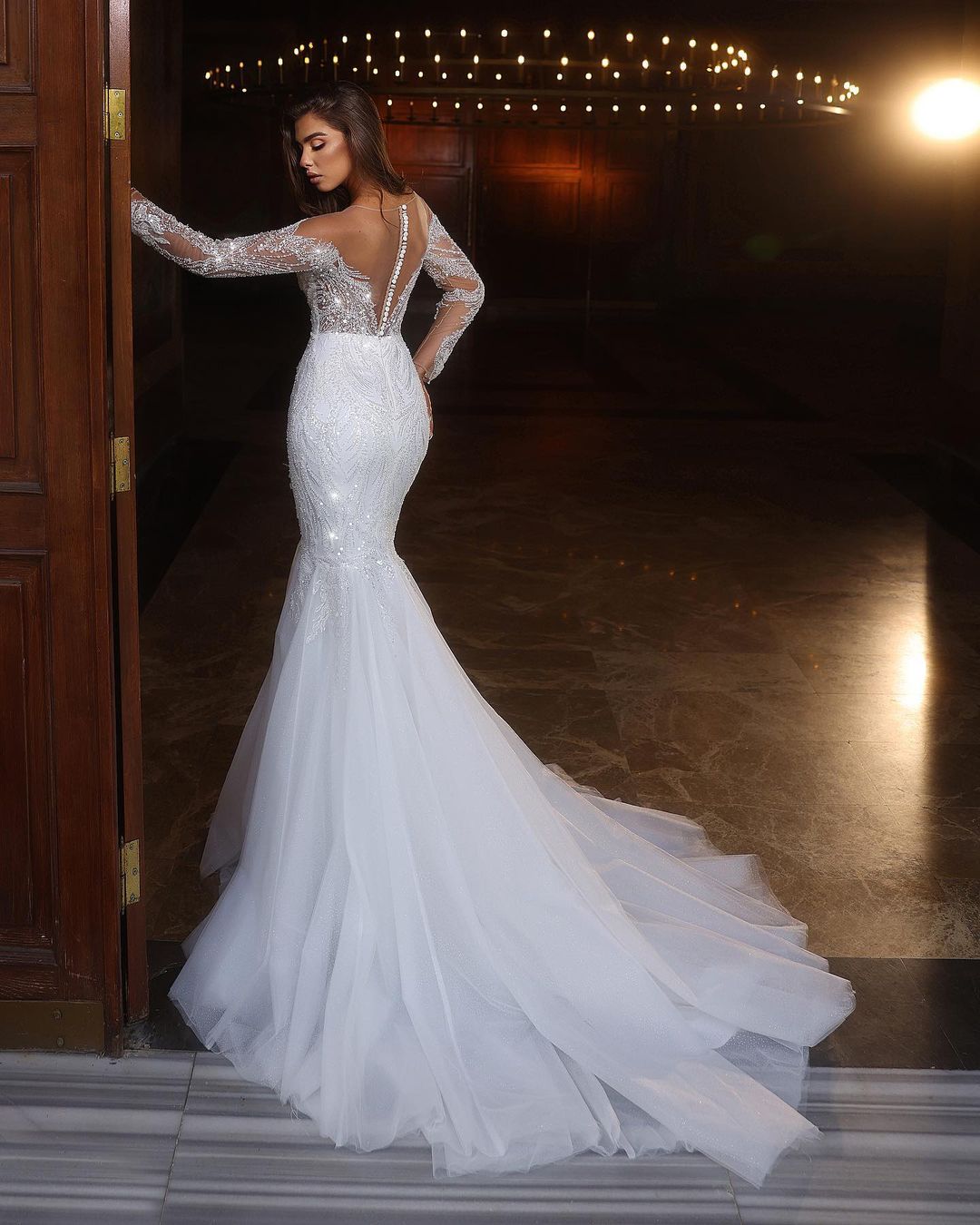 Elegant White Mermaid Lace Beaded Tulle Wedding Dress With Long Sleeves
