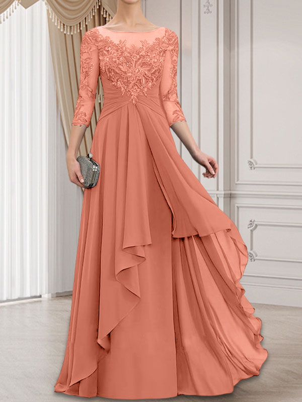 Robe de mère de la mariée en dentelle et mousseline, longueur au sol, ligne en A, décolleté en U avec volants en cascade