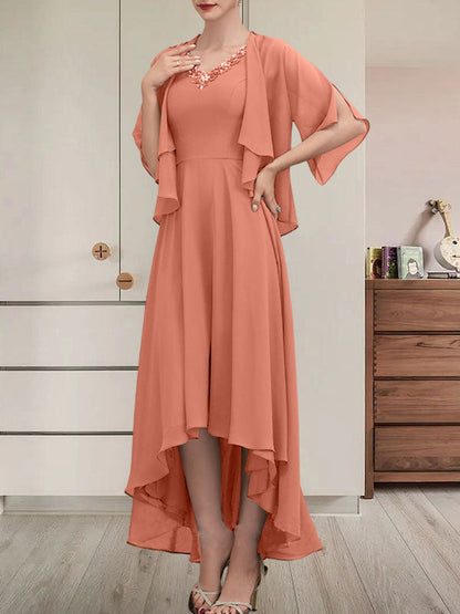 Vestido de gasa asimétrico para madre de la novia con escote en V, corte A y lentejuelas con abalorios