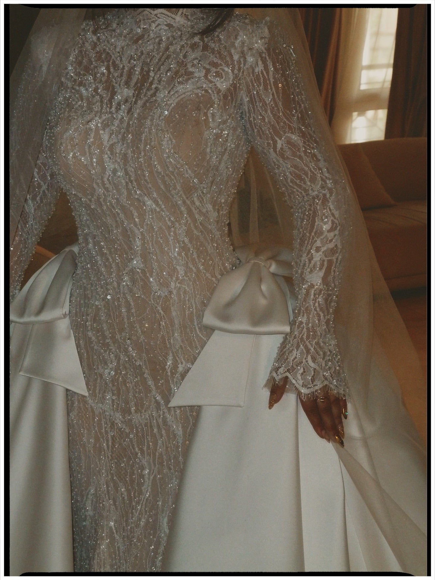Glamorous Wide Strap Open Back Mermaid Wedding Dress With Lace Appliques
